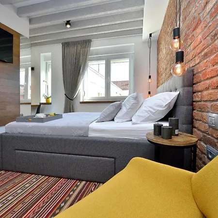 Pensión & Mareta Exclusive 4*