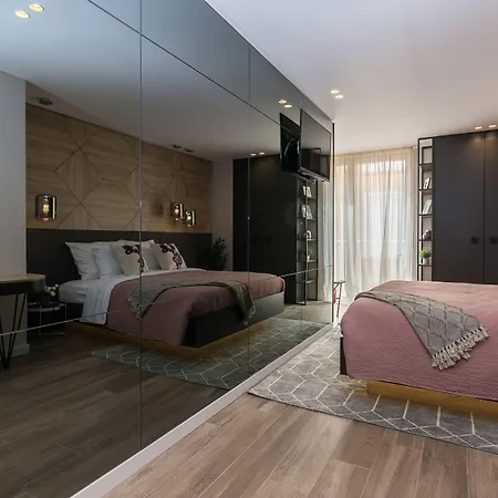 & Mareta Exclusive 4* زادار